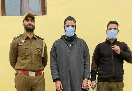 Person Accused of Spreading Rumors with Fake Profile of Pakistan Cricketer Babar Azam Booked in Pulwama